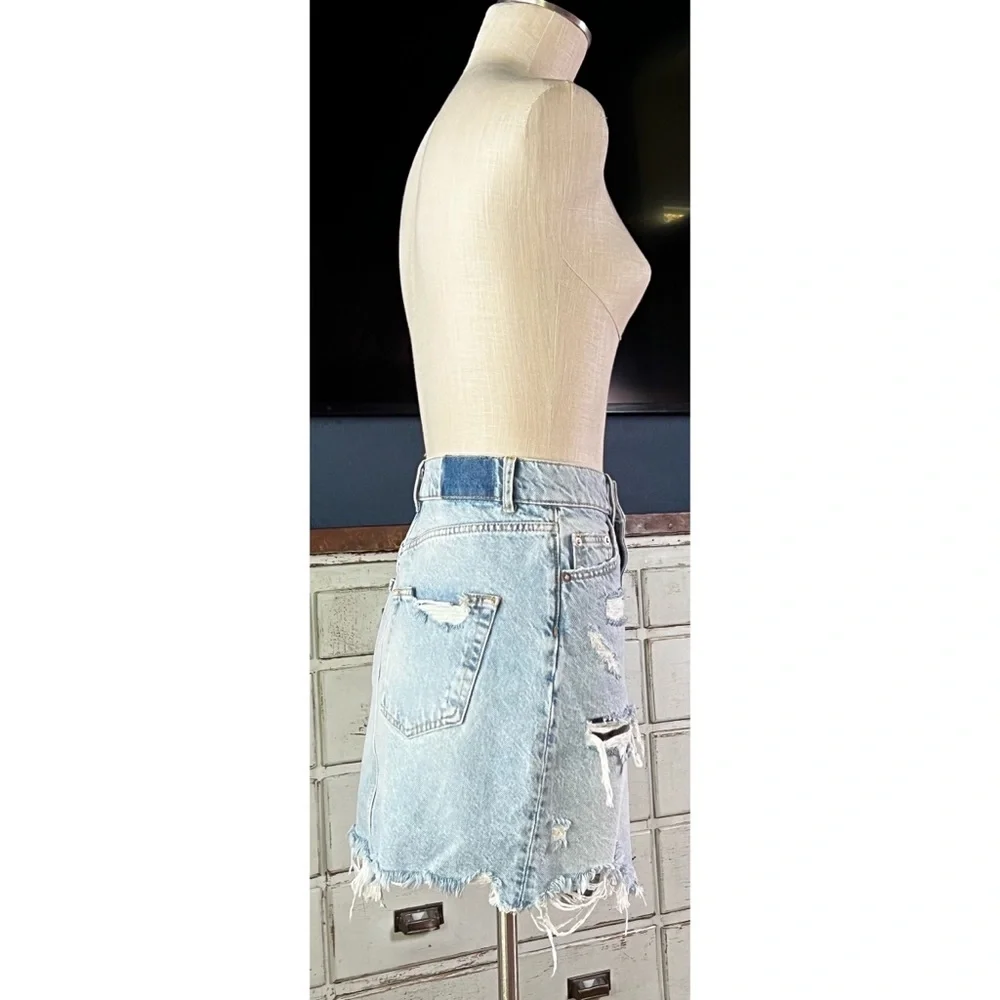 Anthropologie Pilcro Destroyed Denim Mini Skirt Size 0 - Picture 6 of 13